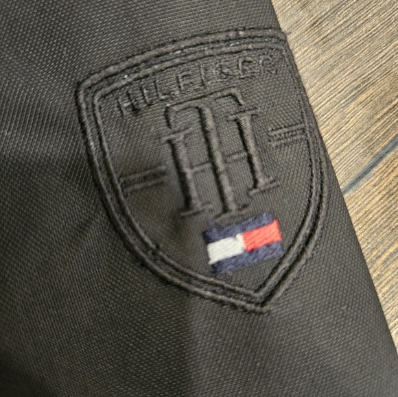 Tommy Hilfiger Rain Jacket - SIZE M - Picture 11 of 16
